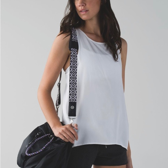 🌟PRICE DROP🌟Lululemon Diversity Bag - Picture 6 of 6